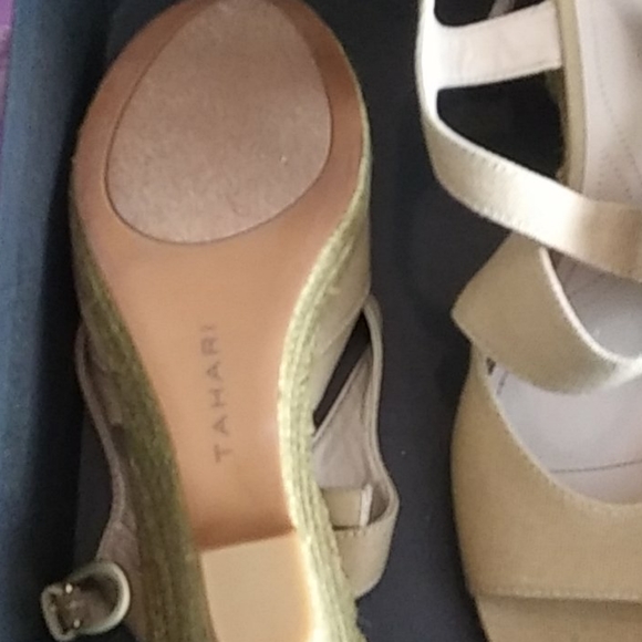 🚨Final Sale, No Price Drops🚨 Women's Elie Tahari Witty Wedge Espadrilles - Picture 4 of 5